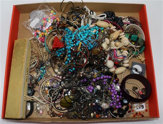 Costume jewellery
